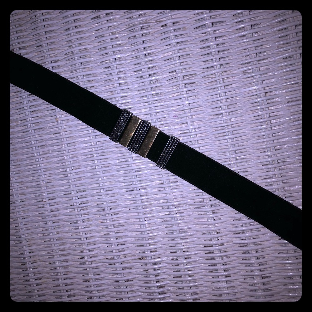 1PC Choker necklace 🖤